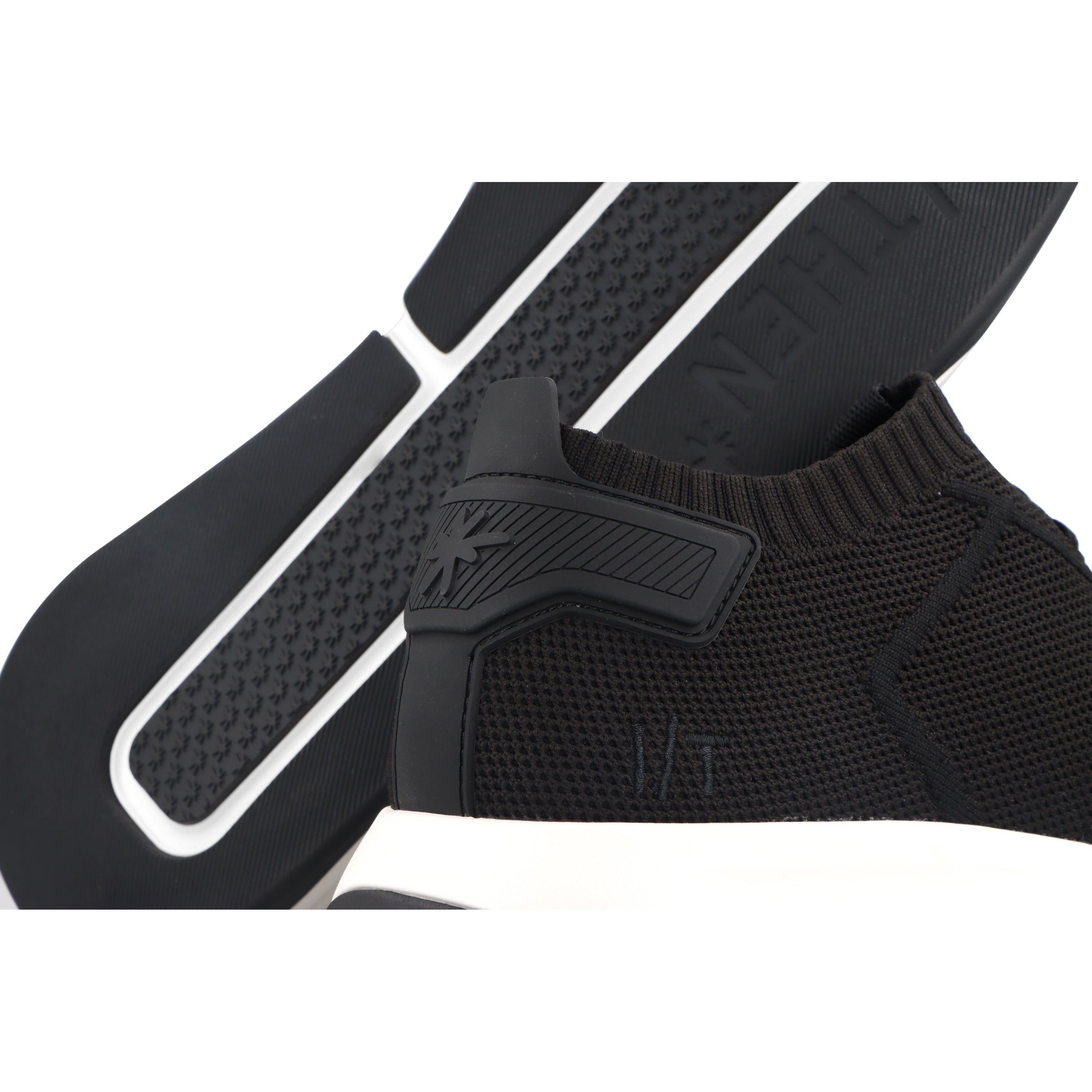 The Callisto / Classic Noir