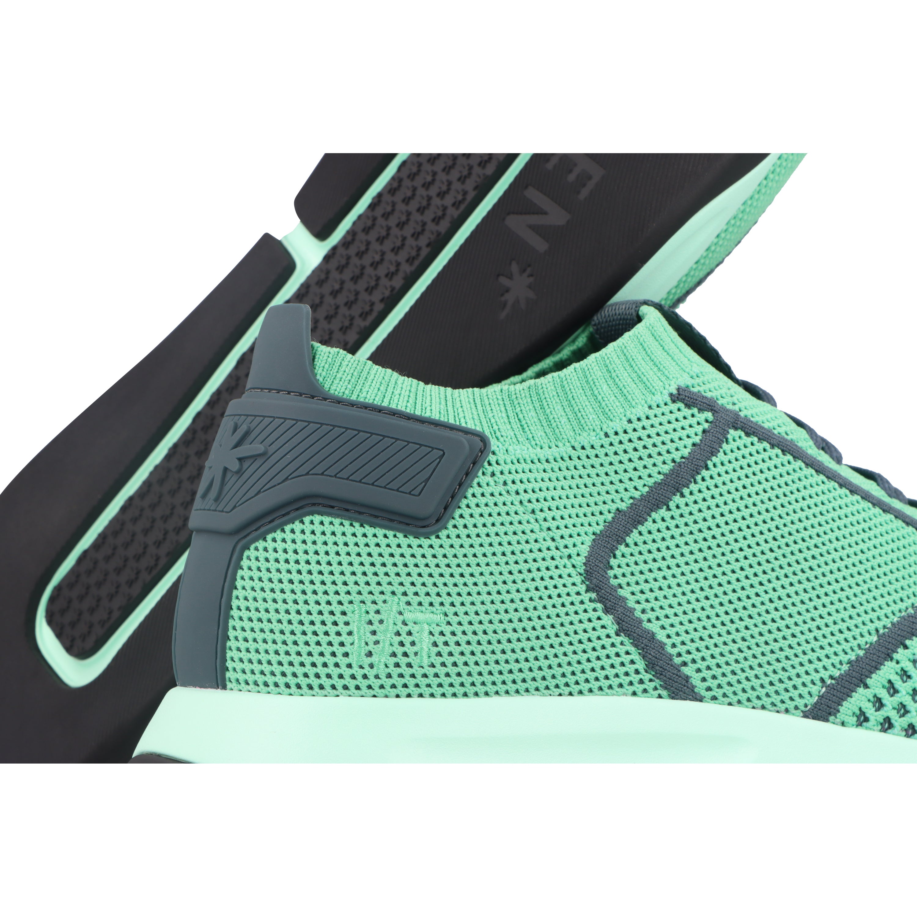 The Callisto / Fresh Pistachio